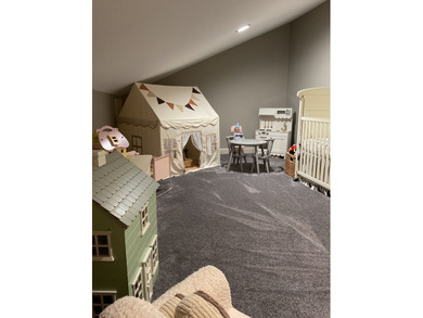 Many updates in this beautiful townhouse. Features include on Glade Springs Resort Golf Course in West Virginia - for sale on GolfHomes.com, golf home, golf lot