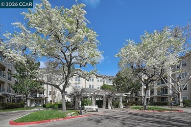 Nestled in the desireable Waterford complex, located on the 3rd on Rossmoor Golf Course in California - for sale on GolfHomes.com, golf home, golf lot