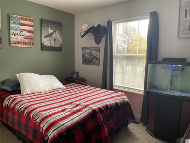 This charming 3 bedroom, 2 bath home is located 5 minutes from on Arrowhead Golf Club in Kentucky - for sale on GolfHomes.com, golf home, golf lot