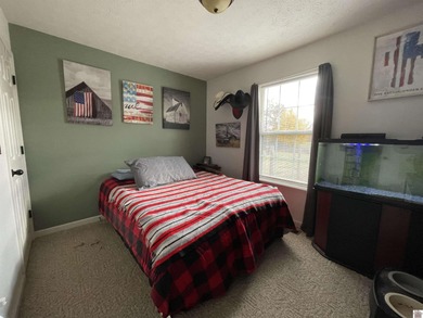 This charming 3 bedroom, 2 bath home is located 5 minutes from on Arrowhead Golf Club in Kentucky - for sale on GolfHomes.com, golf home, golf lot