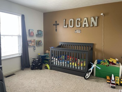 This charming 3 bedroom, 2 bath home is located 5 minutes from on Arrowhead Golf Club in Kentucky - for sale on GolfHomes.com, golf home, golf lot