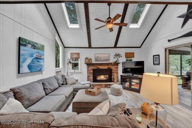 Turnkey Contemporary in the Heart of Lake Harmony - This on Split Rock Resort and Country Club in Pennsylvania - for sale on GolfHomes.com, golf home, golf lot
