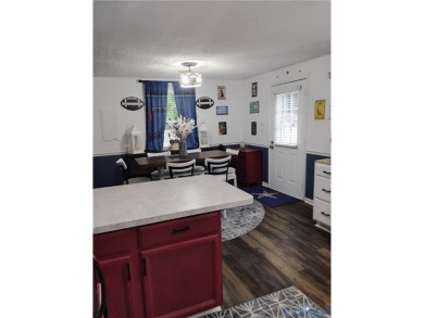 ONE STORY LIVING AT IT'S BEST - THIS ADORABLE HOME IS TRULY A * on Pendleton Golf Club in Virginia - for sale on GolfHomes.com, golf home, golf lot