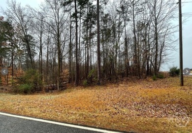 Lot 954 boasts an enviable location, overlooking the 11th green on The Trail At Chickasaw Pointe in South Carolina - for sale on GolfHomes.com, golf home, golf lot