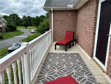 This perfectly designed second floor ranch condo offers a bright on Avalon Lakes Golf in Ohio - for sale on GolfHomes.com, golf home, golf lot