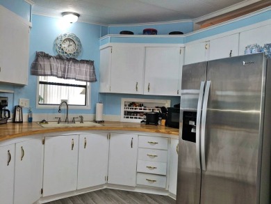Private 2BR/2BA Home on Oversized Lot | Quiet Cul-de-Sac | on Rolling Greens Executive Golf Community in Florida - for sale on GolfHomes.com, golf home, golf lot