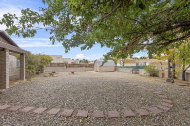 Welcome to your charming retreat on a peaceful cul-de-sac! This on Tierra Del Sol Golf Course in New Mexico - for sale on GolfHomes.com, golf home, golf lot