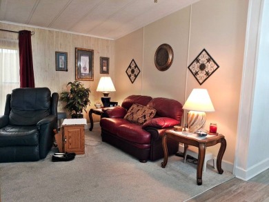 Private 2BR/2BA Home on Oversized Lot | Quiet Cul-de-Sac | on Rolling Greens Executive Golf Community in Florida - for sale on GolfHomes.com, golf home, golf lot