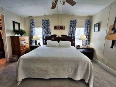 Private 2BR/2BA Home on Oversized Lot | Quiet Cul-de-Sac | on Rolling Greens Executive Golf Community in Florida - for sale on GolfHomes.com, golf home, golf lot