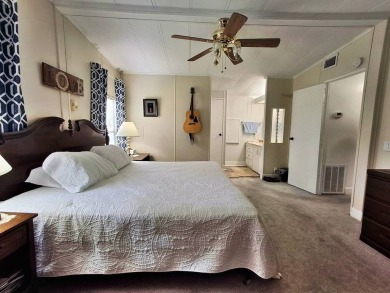 Private 2BR/2BA Home on Oversized Lot | Quiet Cul-de-Sac | on Rolling Greens Executive Golf Community in Florida - for sale on GolfHomes.com, golf home, golf lot