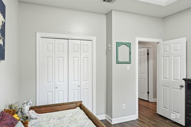 GOLF COURSE LIVING WITH STYLE & SPACE! Welcome to this stunning on Glenlakes Golf Club in Alabama - for sale on GolfHomes.com, golf home, golf lot