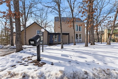 Location! Location! Located in the highly desirable Tan Tar A on The Oaks Golf Course in Missouri - for sale on GolfHomes.com, golf home, golf lot