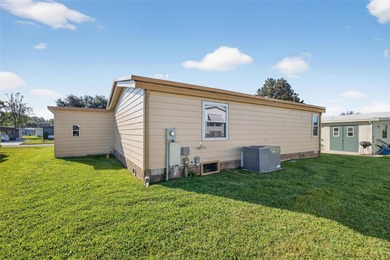 One or more photo(s) has been virtually staged. Discover the on El Diablo Executive Golf Course in Florida - for sale on GolfHomes.com, golf home, golf lot