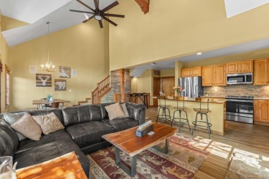 Recently renovated townhome in Tamarack Resort. Enjoy easy on Osprey Meadows at Tamarack Resort in Idaho - for sale on GolfHomes.com, golf home, golf lot