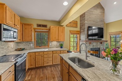Recently renovated townhome in Tamarack Resort. Enjoy easy on Osprey Meadows at Tamarack Resort in Idaho - for sale on GolfHomes.com, golf home, golf lot