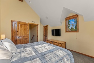 Recently renovated townhome in Tamarack Resort. Enjoy easy on Osprey Meadows at Tamarack Resort in Idaho - for sale on GolfHomes.com, golf home, golf lot