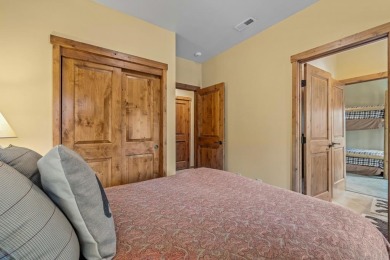 Recently renovated townhome in Tamarack Resort. Enjoy easy on Osprey Meadows at Tamarack Resort in Idaho - for sale on GolfHomes.com, golf home, golf lot