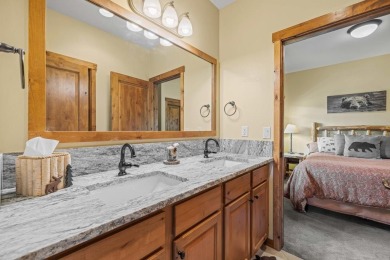Recently renovated townhome in Tamarack Resort. Enjoy easy on Osprey Meadows at Tamarack Resort in Idaho - for sale on GolfHomes.com, golf home, golf lot