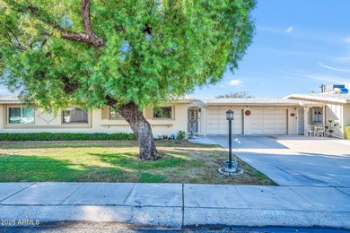 Thoughtfully designed floorplan in the heart of Sun City! This on Sun City South Golf Course in Arizona - for sale on GolfHomes.com, golf home, golf lot