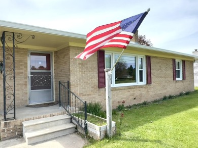 This well maintained home featuring a great layout and clean on Springport Hills Golf Course in Michigan - for sale on GolfHomes.com, golf home, golf lot