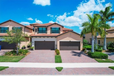 DON'T MISS OUT!! FULLY FURNISHED-FIRST FLOOR 3BD/2BA/2CG with 2 on Sarasota National Golf Club in Florida - for sale on GolfHomes.com, golf home, golf lot