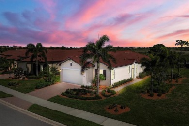 Under contract-accepting backup offers. JUST IN TIME!! YOU WON'T on Sarasota National Golf Club in Florida - for sale on GolfHomes.com, golf home, golf lot
