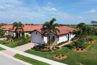 Under contract-accepting backup offers. JUST IN TIME!! YOU WON'T on Sarasota National Golf Club in Florida - for sale on GolfHomes.com, golf home, golf lot