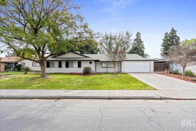 Updated 3 bedroom 2 bath home situated on a large 9,147 sq.ft on Sundale Country Club in California - for sale on GolfHomes.com, golf home, golf lot