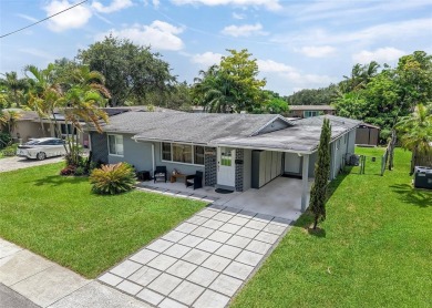 **PRICE IMPROVEMENT** This beautifully maintained 3-bed, 2-bath on Cooper Colony Country Club in Florida - for sale on GolfHomes.com, golf home, golf lot