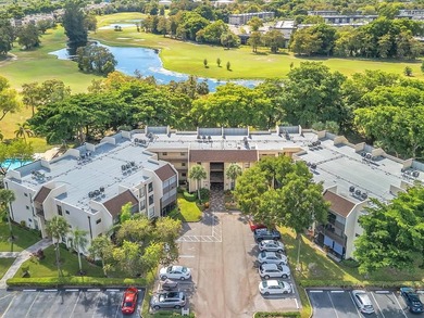 Spacious and bright 2-bedroom, 2-bath corner unit located in the on Colony West Country Club in Florida - for sale on GolfHomes.com, golf home, golf lot