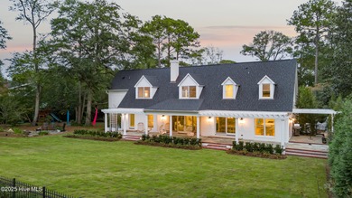 --Welcome to an unparalleled living experience! This stunning on Cape Fear Country Club in North Carolina - for sale on GolfHomes.com, golf home, golf lot