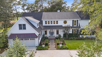 --Welcome to an unparalleled living experience! This stunning on Cape Fear Country Club in North Carolina - for sale on GolfHomes.com, golf home, golf lot