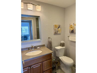 WOW! REMODELED, CORNER, 2 BEDROOM, 2 BATH STYLISHLY FURNISHED on Kings Point Golf -Flanders Way in Florida - for sale on GolfHomes.com, golf home, golf lot