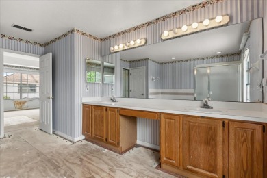**SELLER IS PREPARED TO REPLACE THE ROOF PRIOR TO CLOSING** on Eastwood Golf Club in Florida - for sale on GolfHomes.com, golf home, golf lot