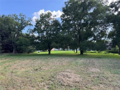 Great lot in Pecan Plantation at a great price. Across the on Pecan Plantation Country Club in Texas - for sale on GolfHomes.com, golf home, golf lot