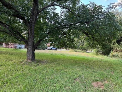 Great lot in Pecan Plantation at a great price. Across the on Pecan Plantation Country Club in Texas - for sale on GolfHomes.com, golf home, golf lot