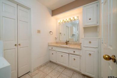 Welcome to this stunning 4-bedroom, 2.5-bathroom home with on Cherokee Club Estates Golf Course in Texas - for sale on GolfHomes.com, golf home, golf lot