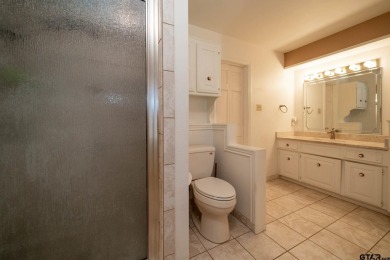 Welcome to this stunning 4-bedroom, 2.5-bathroom home with on Cherokee Club Estates Golf Course in Texas - for sale on GolfHomes.com, golf home, golf lot