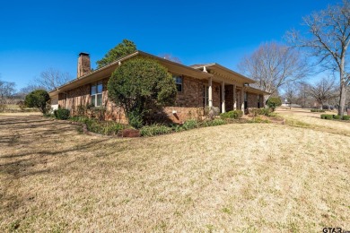 Welcome to this stunning 4-bedroom, 2.5-bathroom home with on Cherokee Club Estates Golf Course in Texas - for sale on GolfHomes.com, golf home, golf lot