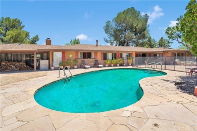 ***Gorgeous Ranch-Style Pool Home on the Apple Valley Golf on Apple Valley Country Club in California - for sale on GolfHomes.com, golf home, golf lot