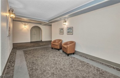 BREATHTAKING WATERFRONT VIEWS, 3 BEDROOMS, 2 BATHS, AND A on Twin Isles Country Club in Florida - for sale on GolfHomes.com, golf home, golf lot