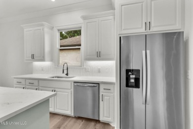 **FULLY REMODELED, BRAND NEW ROOF, GERMANTOWN SCHOOL ZONE, ON on Lake Caroline Golf Club in Mississippi - for sale on GolfHomes.com, golf home, golf lot