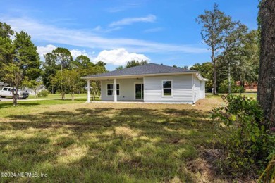 This 2,465 total sf brand new construction open floor concept on Keystone Heights Golf and Country Club in Florida - for sale on GolfHomes.com, golf home, golf lot