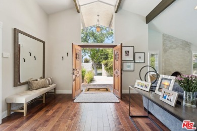 Welcome to this beautifully updated single-story home in the on Westlake Golf Course in California - for sale on GolfHomes.com, golf home, golf lot