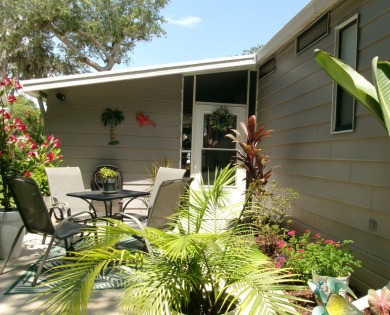 Prepare to fall in love with this gorgeous home! From the moment on Tomoka Oaks Golf and Country Club in Florida - for sale on GolfHomes.com, golf home, golf lot