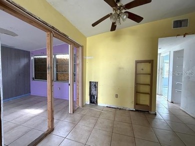 Great opportunity for investors, flippers, or buyers looking to on Port Charlotte Golf Club in Florida - for sale on GolfHomes.com, golf home, golf lot