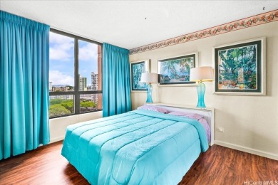 This bright and breezy corner unit features an open floorplan on Honolulu Country Club in Hawaii - for sale on GolfHomes.com, golf home, golf lot