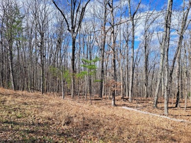 Discover this beautiful 1.18-acre lotwith a gentle slope, ideal on Heatherhurst Golf Course in Tennessee - for sale on GolfHomes.com, golf home, golf lot