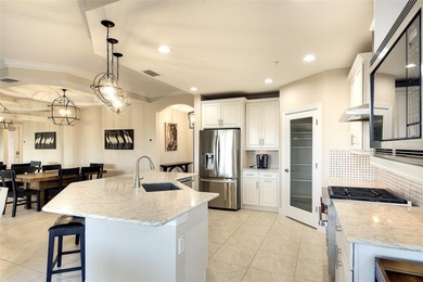 Welcome to this well appointed 3 bedroom, 2 full bath golf on Ritz-Carlton Members Golf Club in Florida - for sale on GolfHomes.com, golf home, golf lot