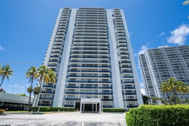Welcome to this stunning 2/2 apartment located in the heart of on Turnberry Isle Resort and Club in Florida - for sale on GolfHomes.com, golf home, golf lot